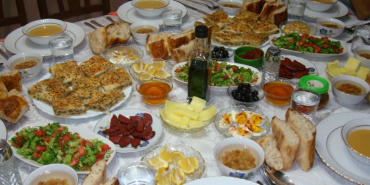 mubarek-gunlerde-oruclari6732971c041a99c7b95c