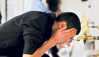 abdestten-sonra-kadir-suresi-okumanin-fazileti0d1eec879f977c0d05cd